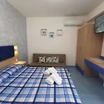 Astra Casa de hóspedes 4*